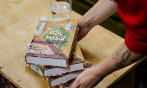 Mudlum at Raamatupood Puänt bookstore