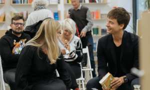 Mudlum at Raamatupood Puänt bookstore