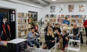 Mudlum at Raamatupood Puänt bookstore
