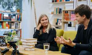 Mudlum at Raamatupood Puänt bookstore